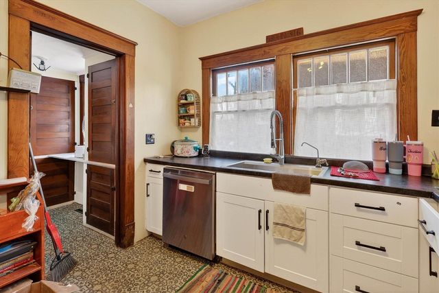 510 S Clinton Street, Albion, MI 49224