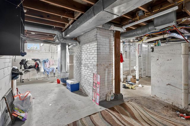 510 S Clinton Street, Albion, MI 49224