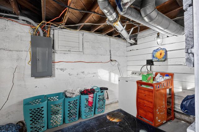 510 S Clinton Street, Albion, MI 49224