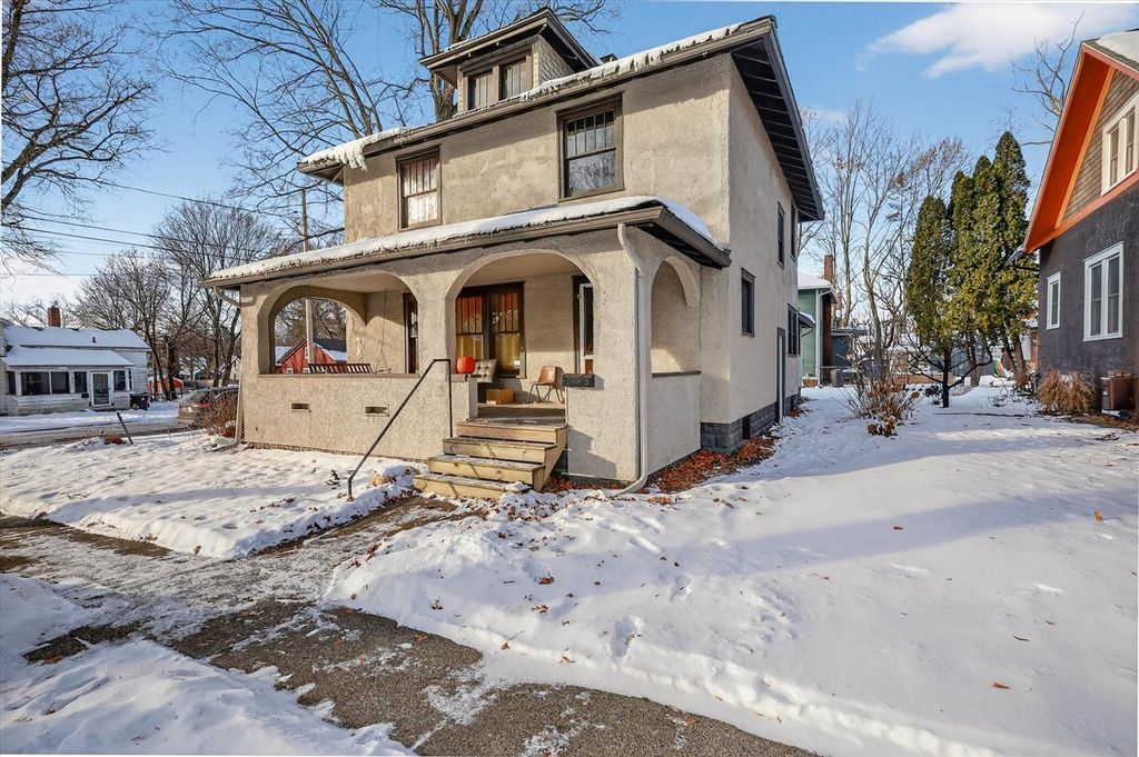 510 S Clinton Street, Albion, MI 49224