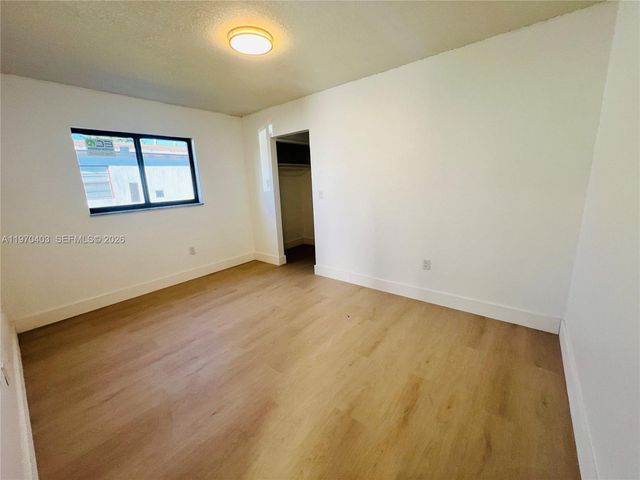 19133 NW 35th Ave, Miami Gardens, FL 33056