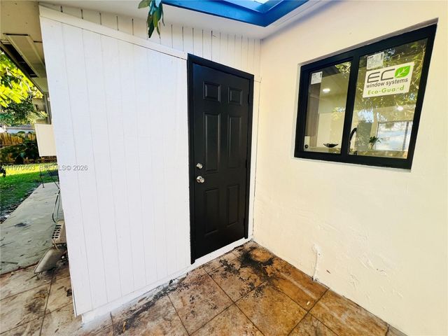 19133 NW 35th Ave, Miami Gardens, FL 33056