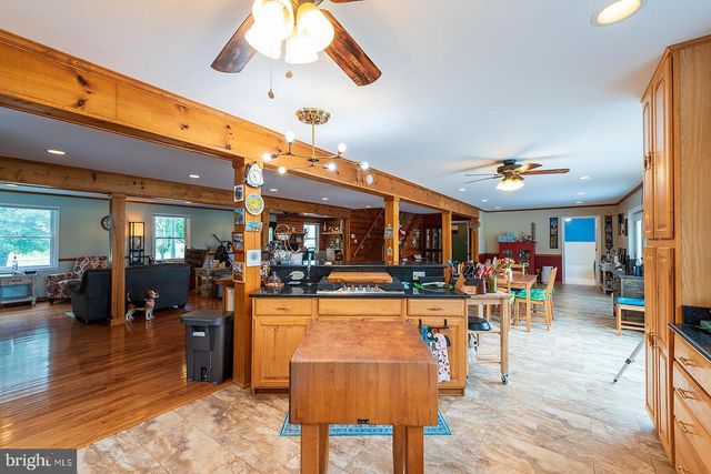 2613 HOOPERS ISLAND RD, Fishing Creek, MD 21634