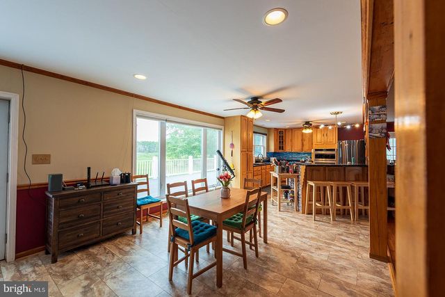 2613 HOOPERS ISLAND RD, Fishing Creek, MD 21634