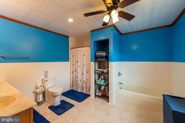 2613 HOOPERS ISLAND RD, Fishing Creek, MD 21634