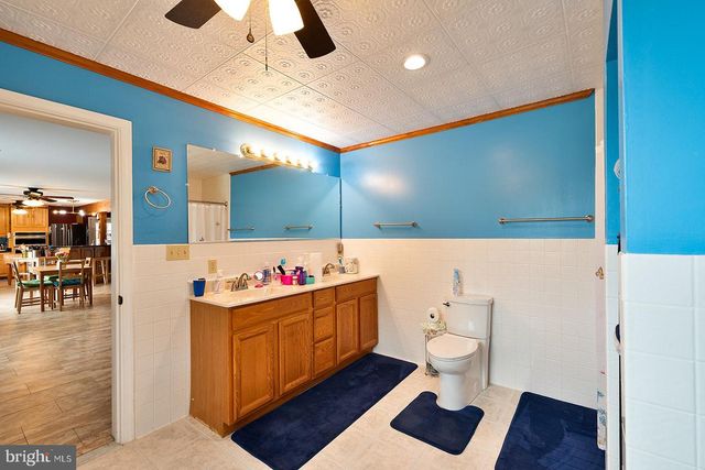 2613 HOOPERS ISLAND RD, Fishing Creek, MD 21634