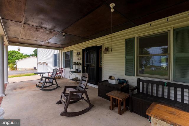 2613 HOOPERS ISLAND RD, Fishing Creek, MD 21634