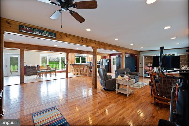 2613 HOOPERS ISLAND RD, Fishing Creek, MD 21634