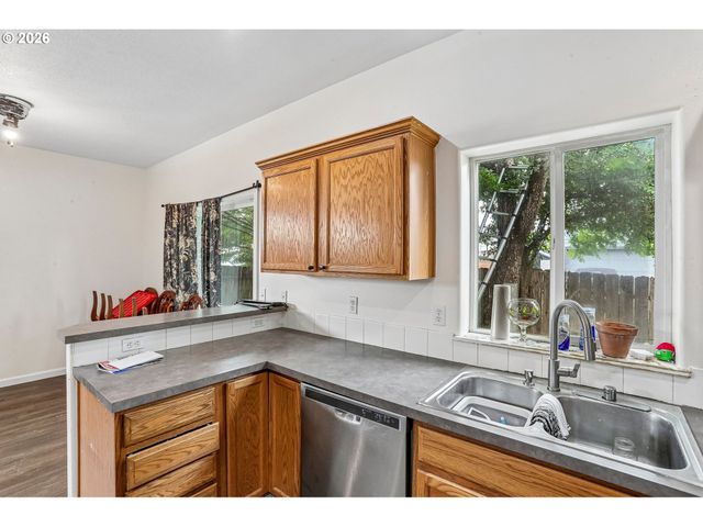 13800 Ne 63RD St, Vancouver, WA 98682