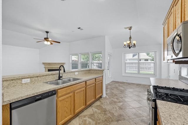 5904 Meadowglen Drive, Denton, TX 76226