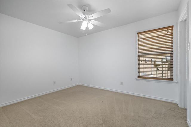 5904 Meadowglen Drive, Denton, TX 76226