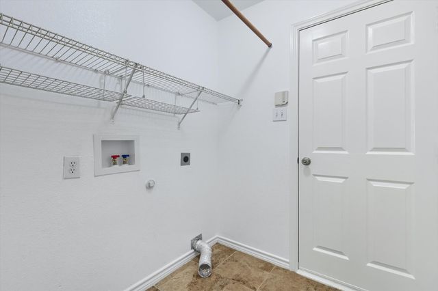 5904 Meadowglen Drive, Denton, TX 76226