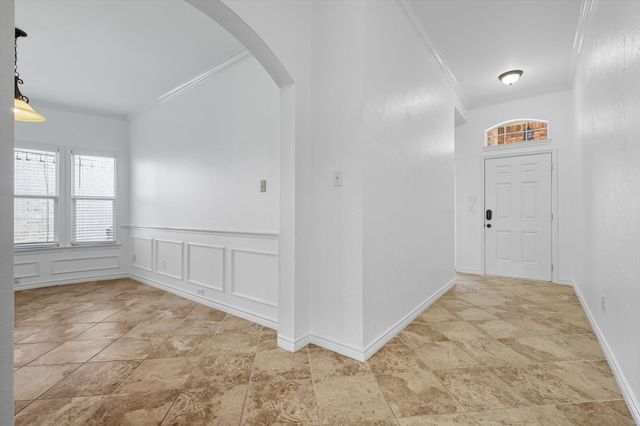 5904 Meadowglen Drive, Denton, TX 76226