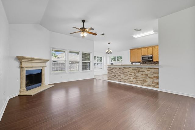 5904 Meadowglen Drive, Denton, TX 76226