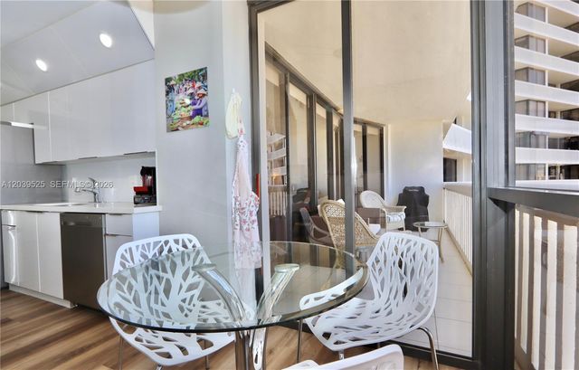 1000 Island Boulevard 2005, Aventura, FL 33160