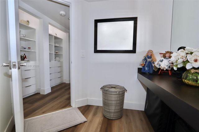 1000 Island Boulevard 2005, Aventura, FL 33160
