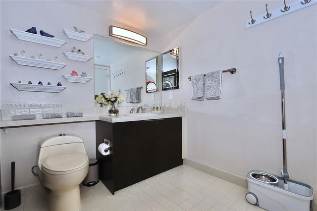 1000 Island Boulevard 2005, Aventura, FL 33160