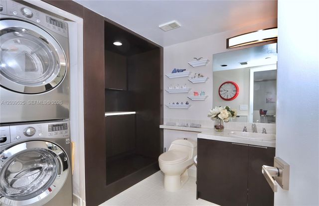 1000 Island Boulevard 2005, Aventura, FL 33160