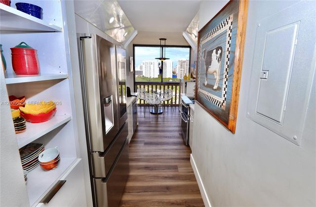 1000 Island Boulevard 2005, Aventura, FL 33160
