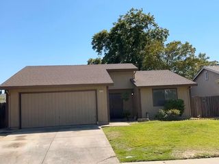 8138 La Almendra Way, Sacramento, CA 95823