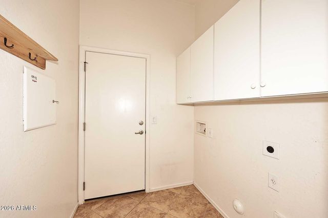 33207 N 24TH Drive, Phoenix, AZ 85085