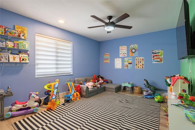 1030 NW 95th Ter, Plantation, FL 33322