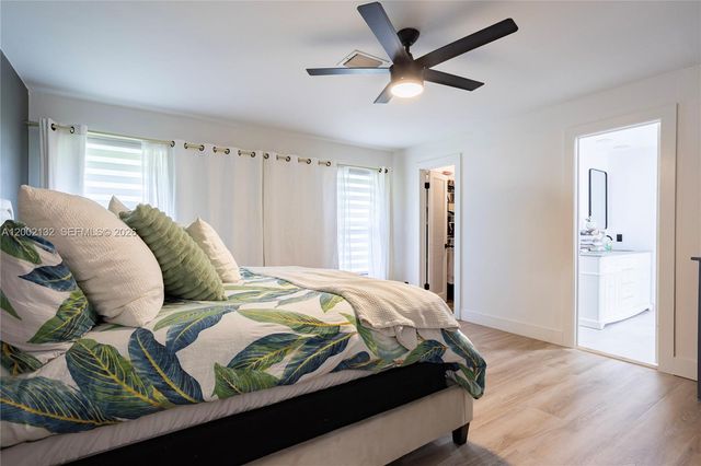 1030 NW 95th Ter, Plantation, FL 33322