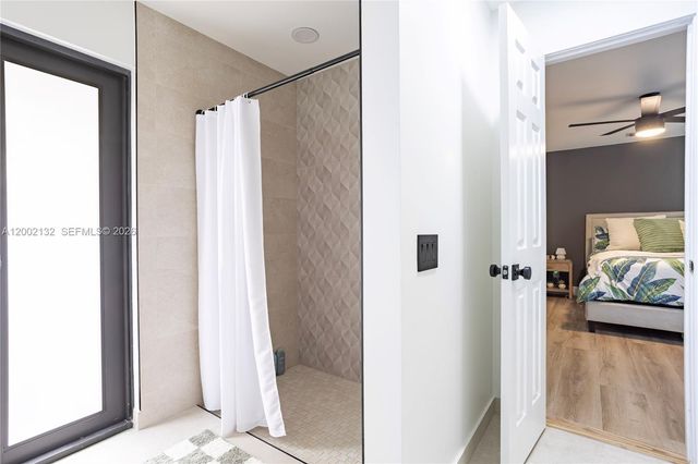 1030 NW 95th Ter, Plantation, FL 33322