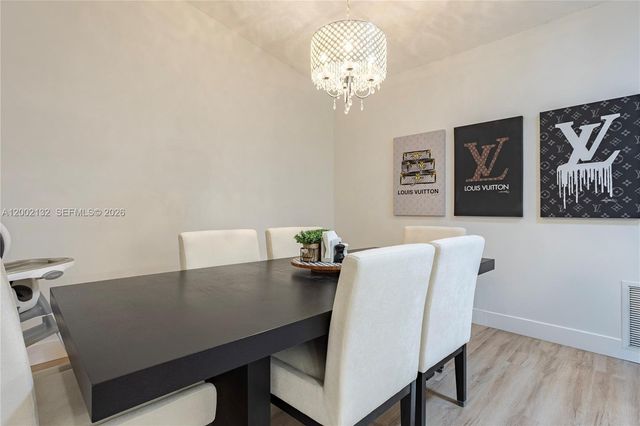 1030 NW 95th Ter, Plantation, FL 33322