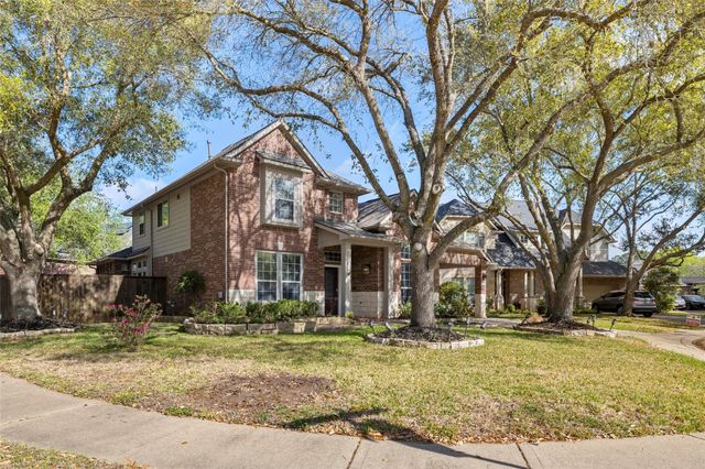 3310 Lake Canyon Court, Sugar Land, TX 77498
