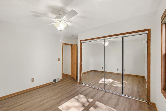 918 N Park Court NE, Grand Rapids, MI 49525