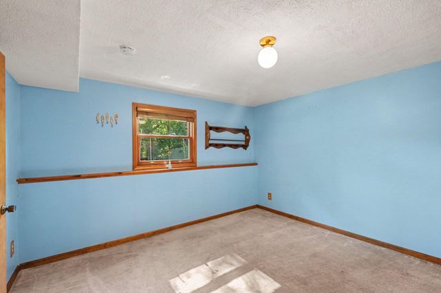 918 N Park Court NE, Grand Rapids, MI 49525