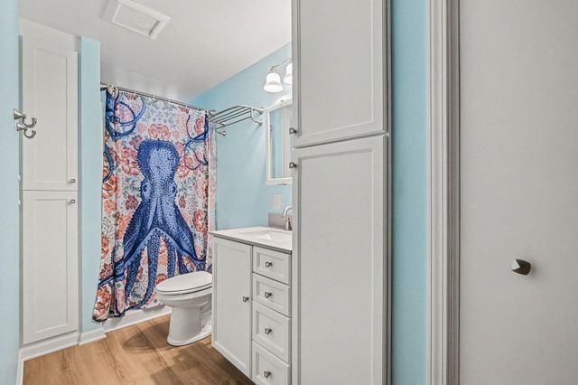918 N Park Court NE, Grand Rapids, MI 49525