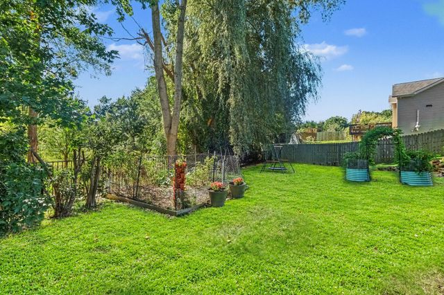 918 N Park Court NE, Grand Rapids, MI 49525