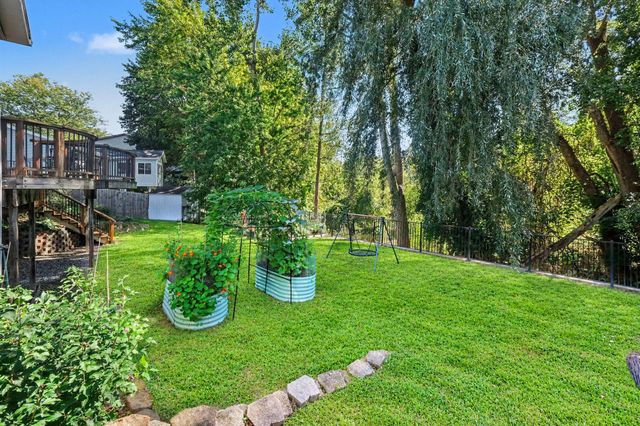 918 N Park Court NE, Grand Rapids, MI 49525