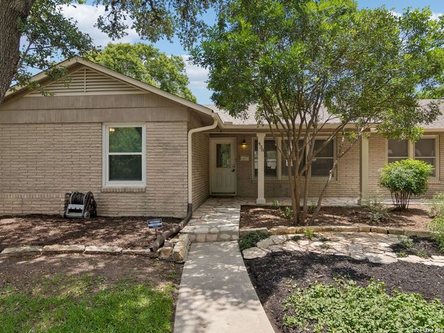 438 Oakleaf Drive, San Antonio, TX 78209