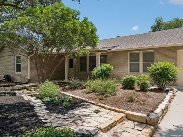 438 Oakleaf Drive, San Antonio, TX 78209