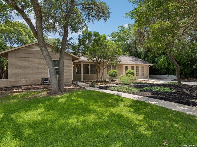 438 Oakleaf Drive, San Antonio, TX 78209