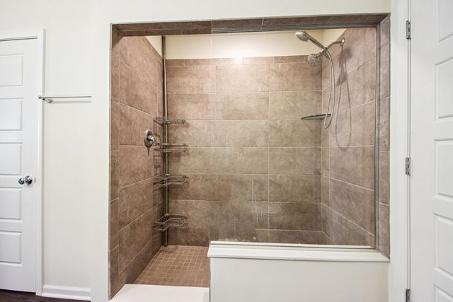 905 Times Square Drive, Aurora, IL 60504