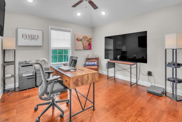 143 Lake Ridge Road, Somerset, KY 42503