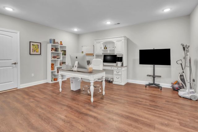 143 Lake Ridge Road, Somerset, KY 42503