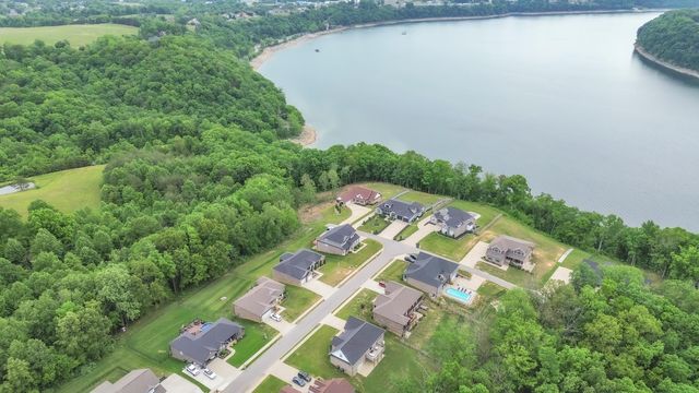 143 Lake Ridge Road, Somerset, KY 42503