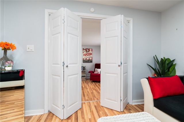 212 Richland Dr, Penn Hills, PA 15235