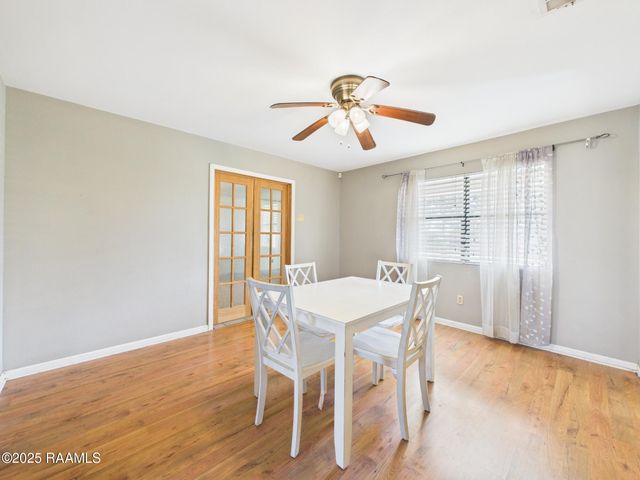 1712 Lillie Street, Jeanerette, LA 70544