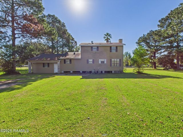 1712 Lillie Street, Jeanerette, LA 70544