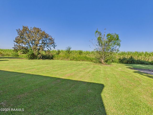 1712 Lillie Street, Jeanerette, LA 70544