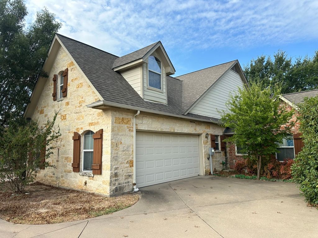 101 Creekside Drive, Glen Rose, TX 76043 — photo 3