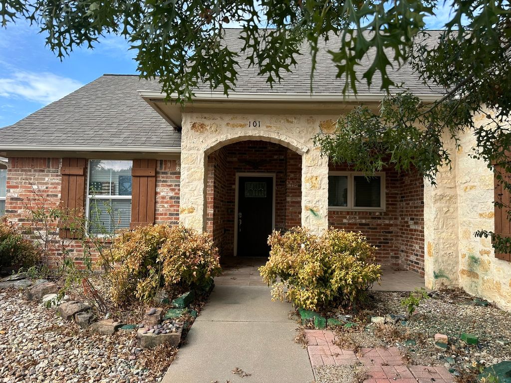101 Creekside Drive, Glen Rose, TX 76043 — photo 4