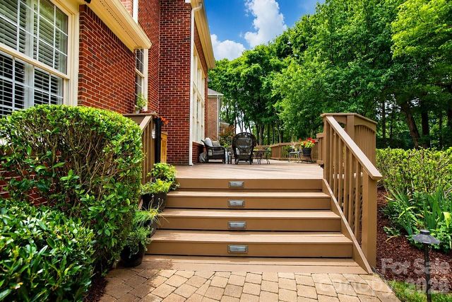8716 Devonshire Drive, Huntersville, NC 28078