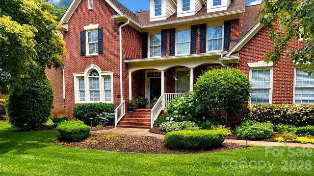 8716 Devonshire Drive, Huntersville, NC 28078
